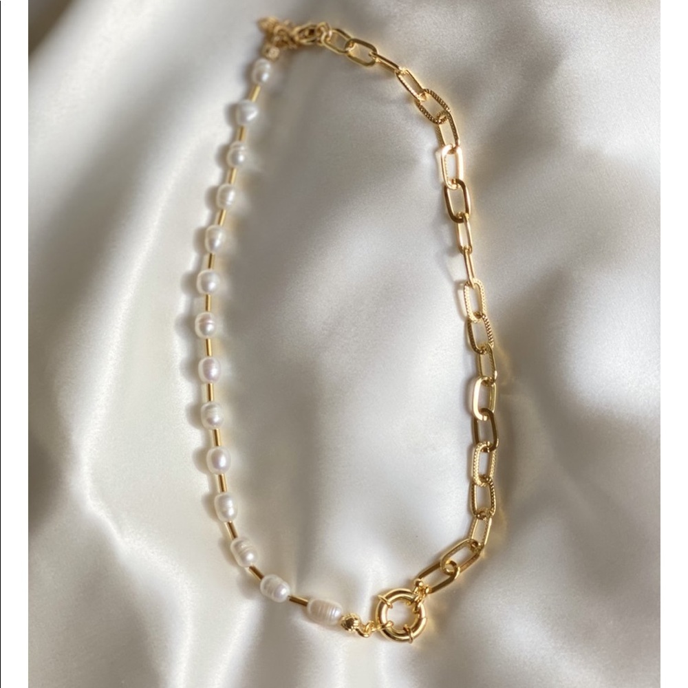 Razavi Collection Gold and Pearl Necklace